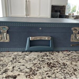 Vintage 1960s Luggage, Monarch Blue Hard Shell Suitcase, midsize 21”X 16”X 6” .